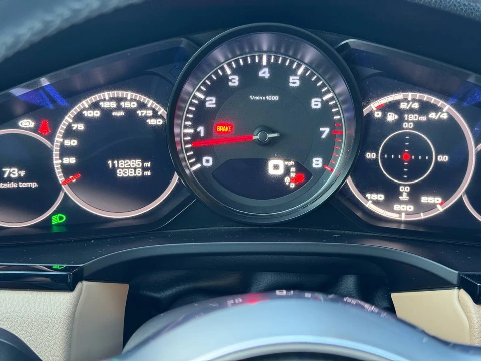 2019 Porsche - Image 19 of 21