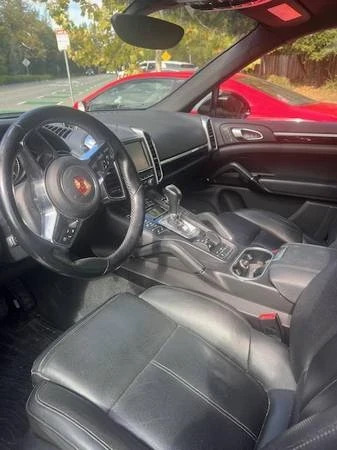 2016 Porsche 958 Cayenne - Image 6 of 8