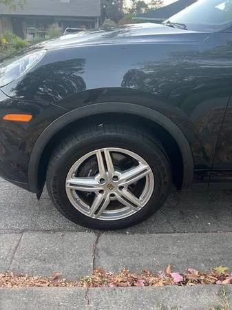 2016 Porsche 958 Cayenne - Image 3 of 8