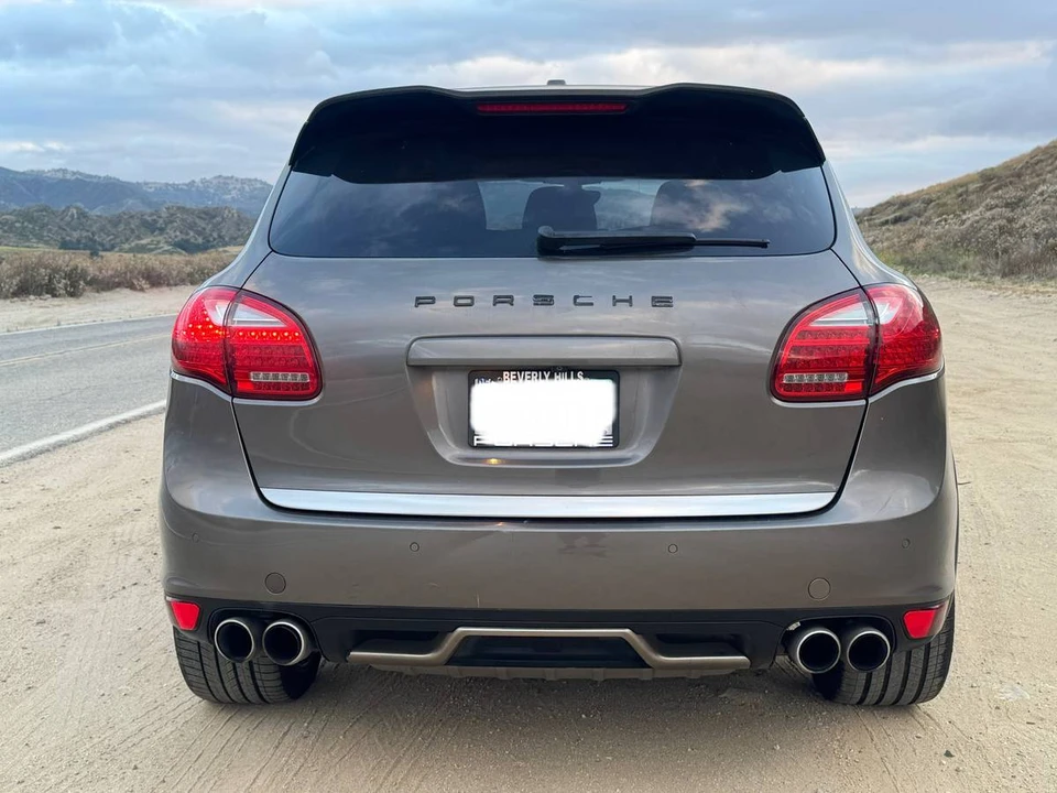 2011 Porsche 958 Cayenne Turbo - Image 7 of 24
