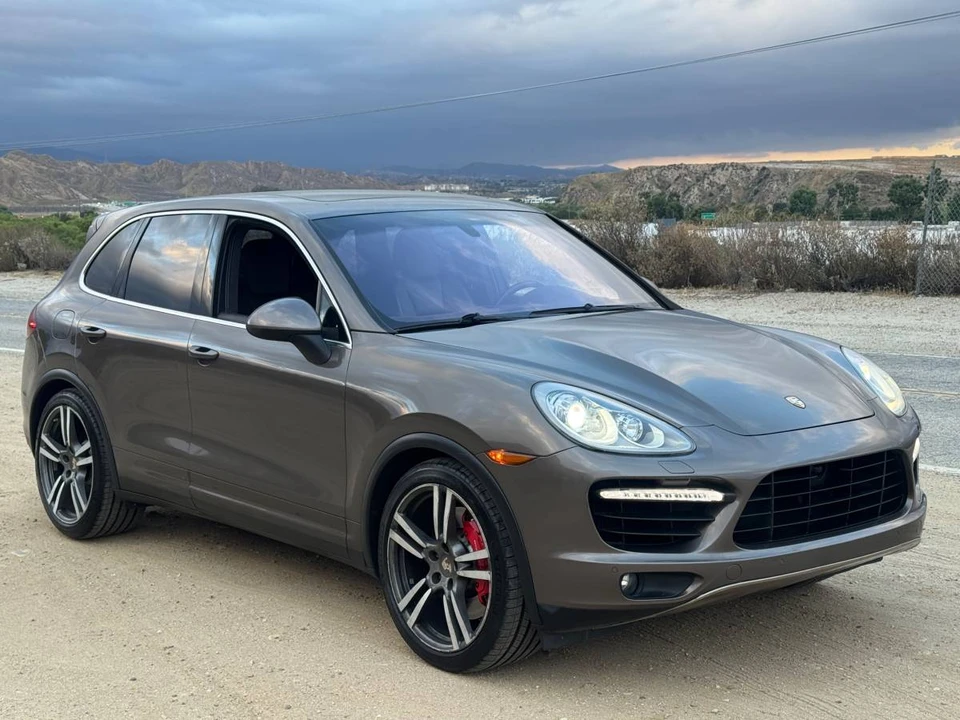 2011 Porsche 958 Cayenne Turbo - Image 4 of 24