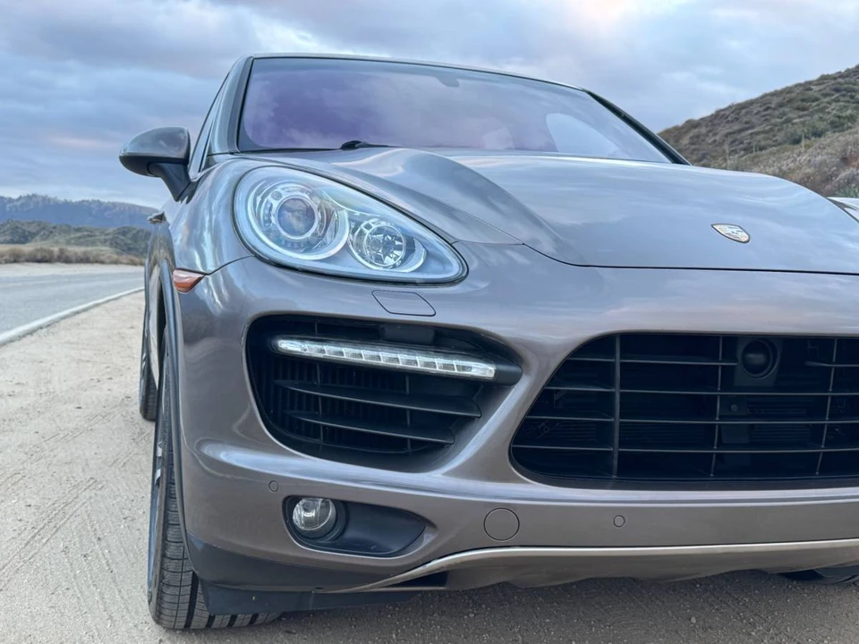 2011 Porsche 958 Cayenne Turbo - Image 9 of 24