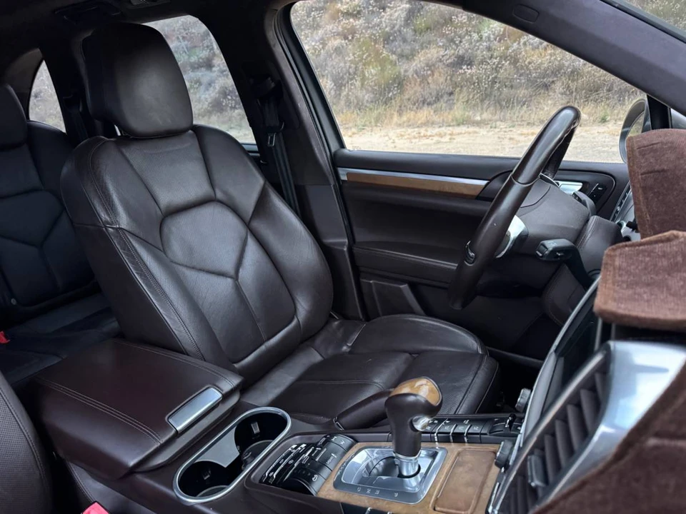 2011 Porsche 958 Cayenne Turbo - Image 18 of 24