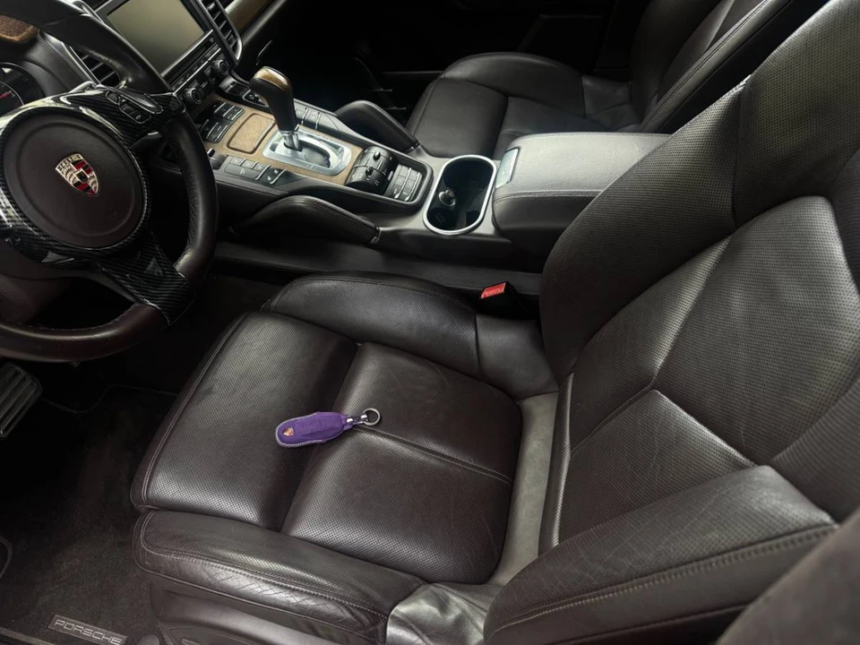 2011 Porsche 958 Cayenne Turbo - Image 16 of 24