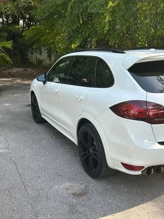 2014 Porsche 958 Cayenne Turbo - Image 3 of 18