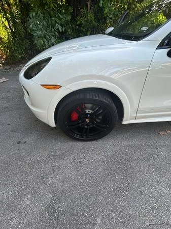 2014 Porsche 958 Cayenne Turbo - Image 10 of 18