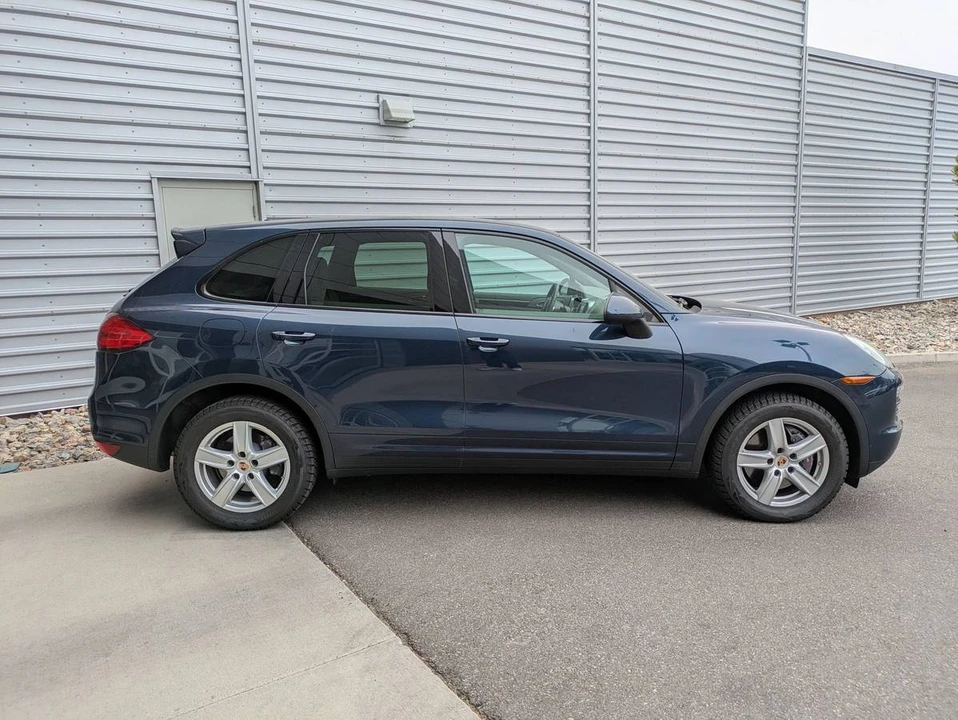 2014 Porsche 958 Cayenne - Image 9 of 16