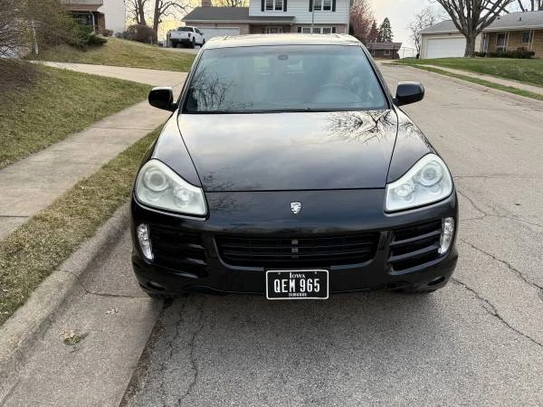 2010 Porsche 955/957 Cayenne - Image 2 of 11