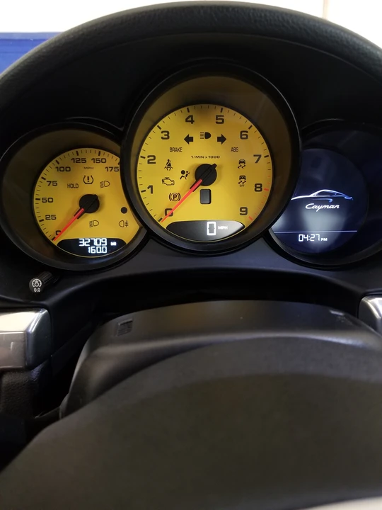 2014 Porsche 981 Cayman - Image 7 of 9