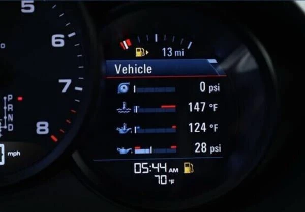 2018 Porsche 718 Cayman - Image 15 of 21