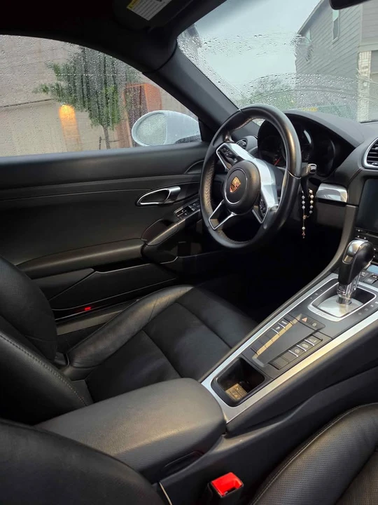 2019 Porsche 718 Cayman - Image 8 of 10