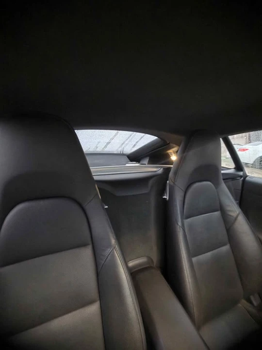 2019 Porsche 718 Cayman - Image 9 of 10