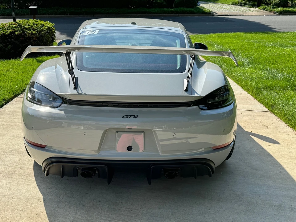 2020 Porsche 718 Cayman GT4 - Image 4 of 14