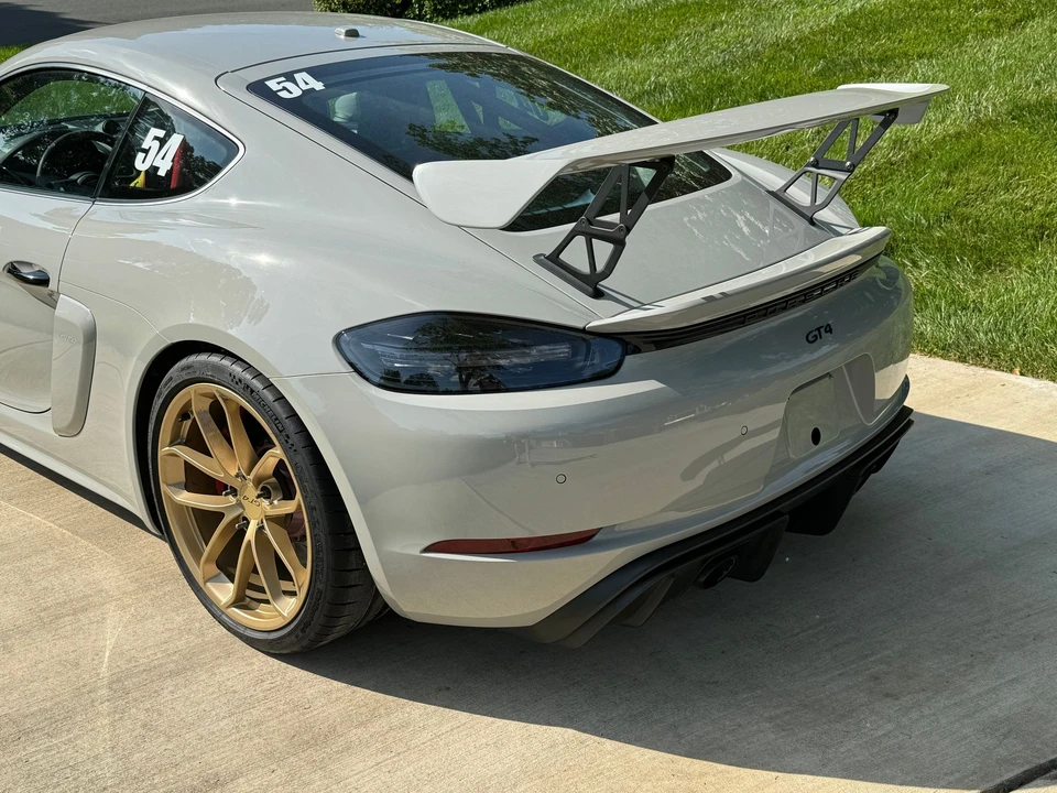 2020 Porsche 718 Cayman GT4 - Image 5 of 14