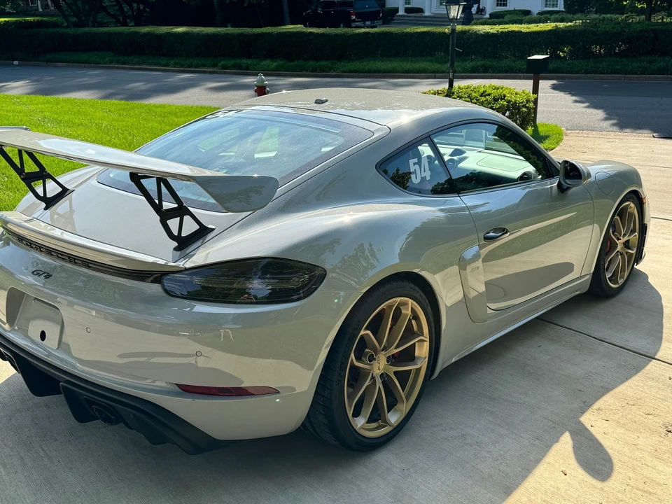 2020 Porsche 718 Cayman GT4 - Image 6 of 14