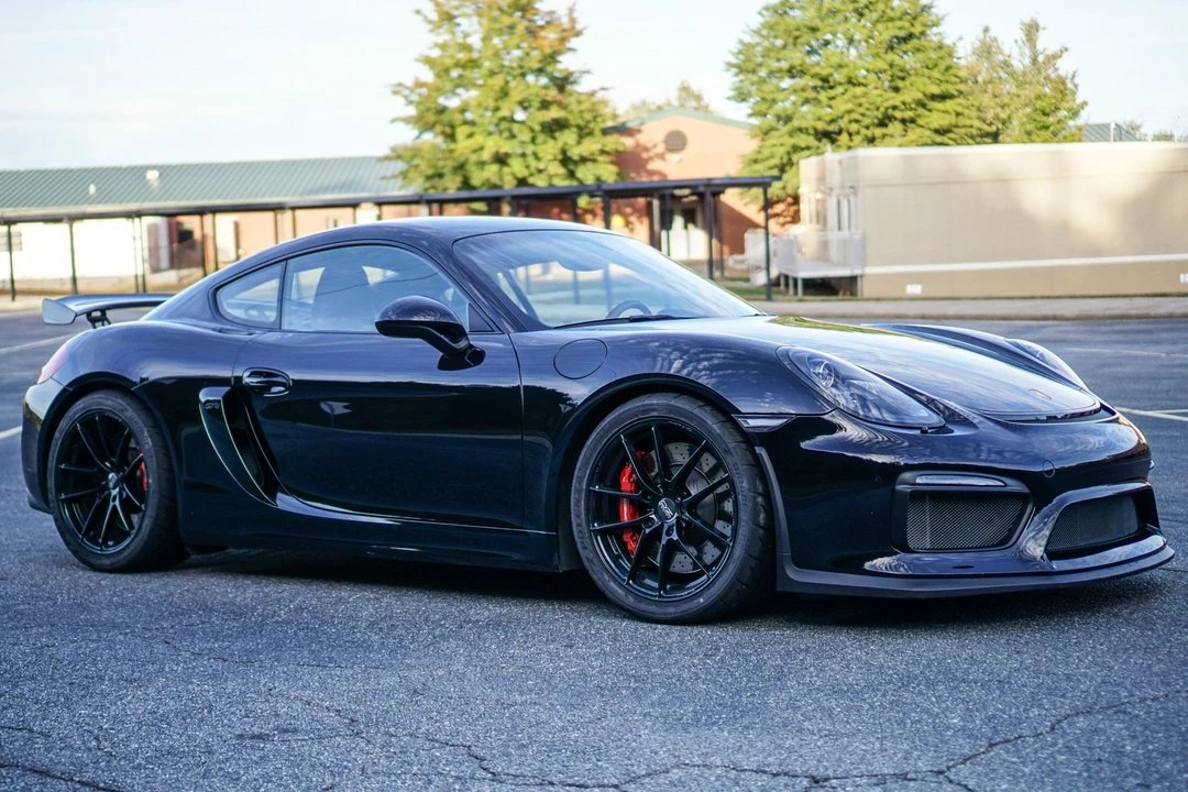 2016 Porsche 981 Cayman GT4 - Image 7 of 25