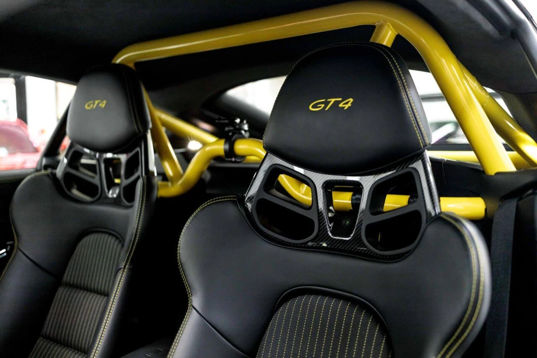 2016 Porsche 981 Cayman GT4 - Image 31 of 31