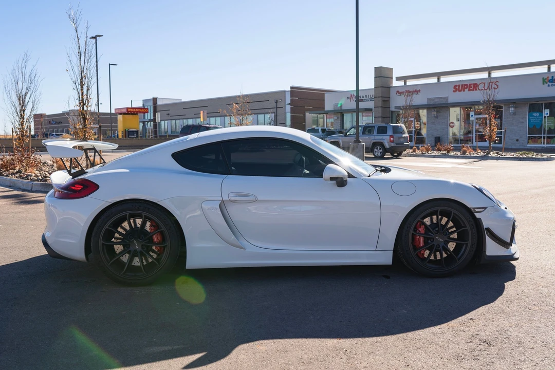 2016 Porsche 981 Cayman GT4 - Image 6 of 6