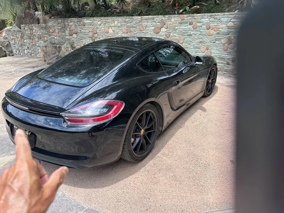 2015 Porsche 981 Cayman S - Image 3 of 3