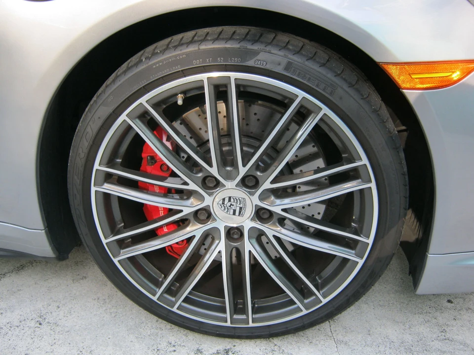 2017 Porsche 991 Turbo - Image 15 of 31