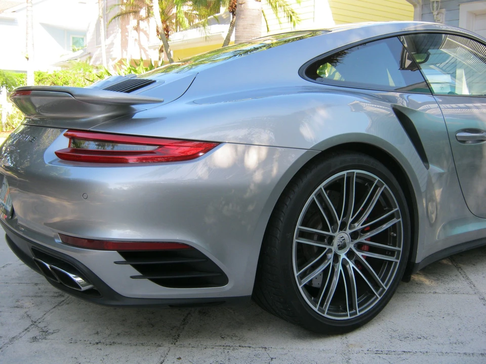 2017 Porsche 991 Turbo - Image 13 of 31