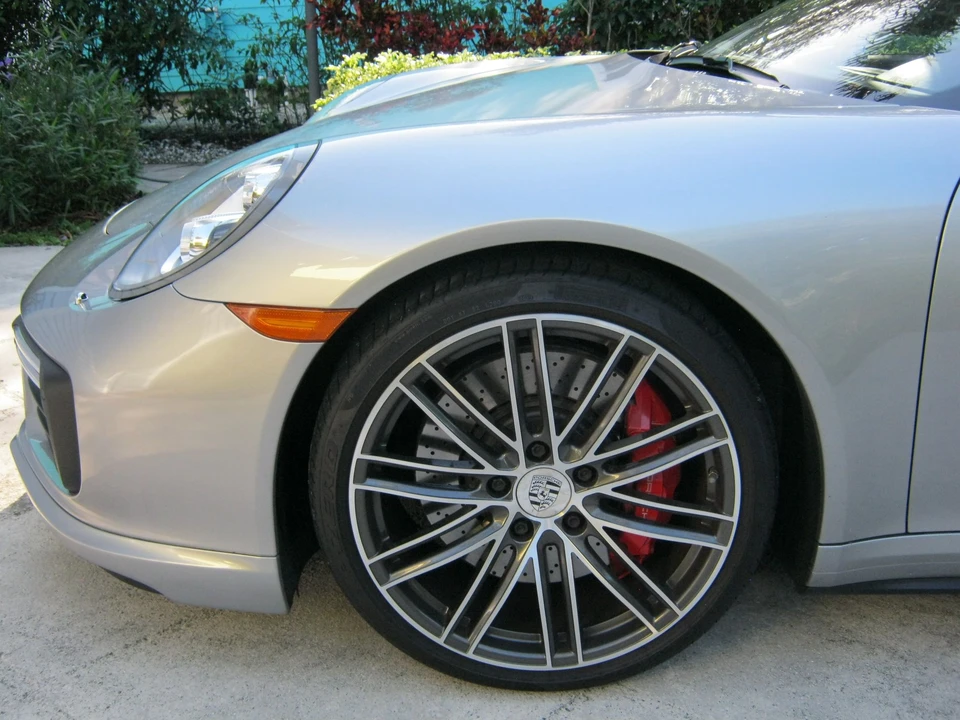 2017 Porsche 991 Turbo - Image 8 of 31