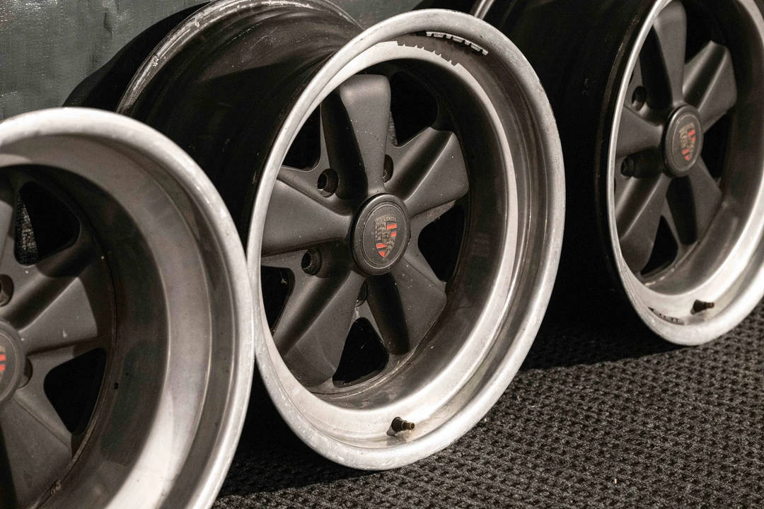 9999 Porsche - Image 16 of 31