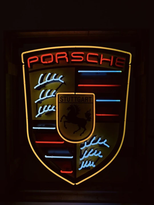 Porsche - Image 4 of 20