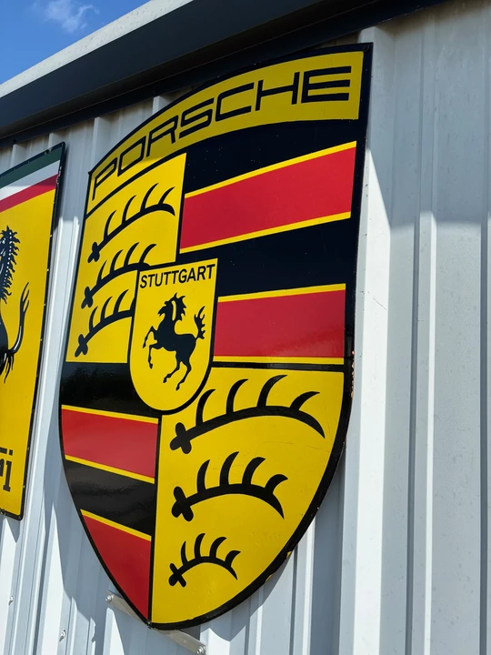 Porsche - Image 3 of 6