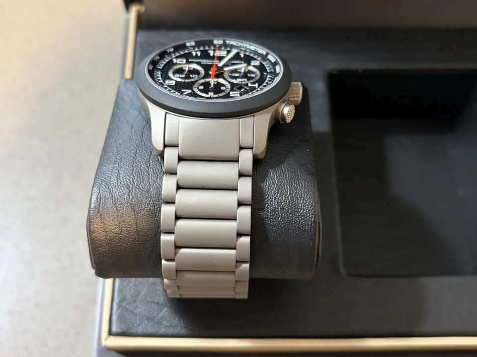 Porsche - Image 7 of 20