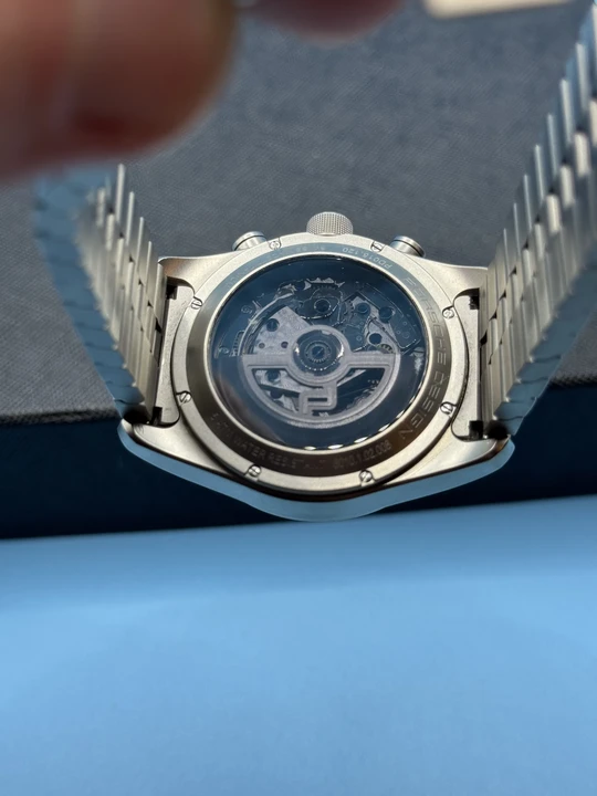 Porsche - Image 13 of 21