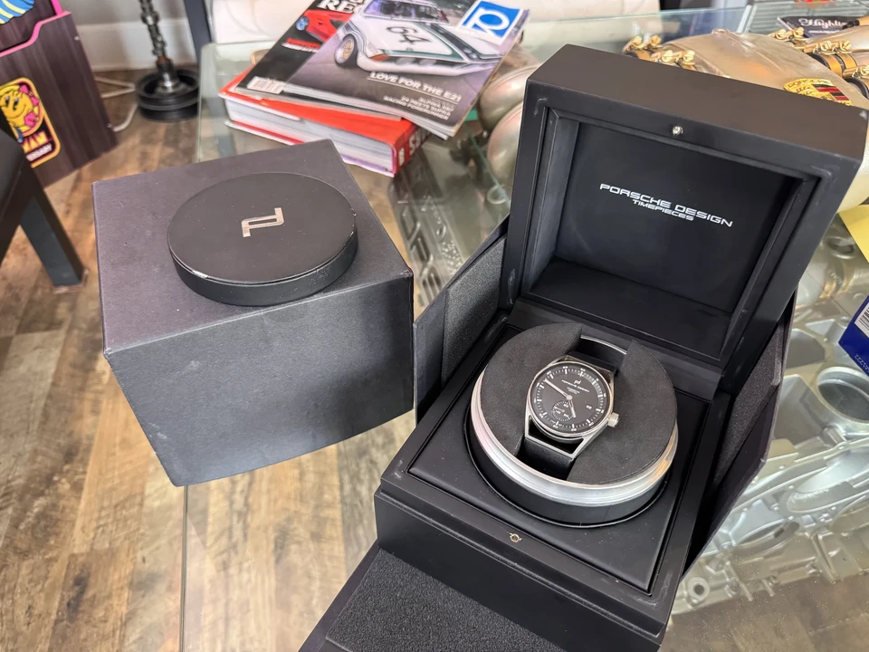 Porsche - Image 17 of 22