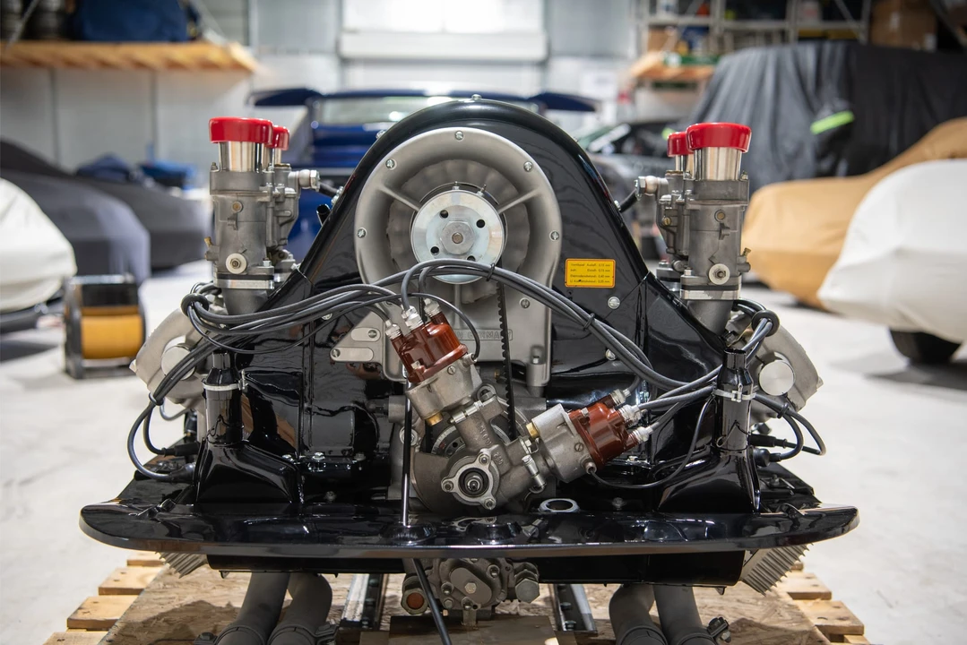 Parts & Memorabilia Engines - Image 5 of 31