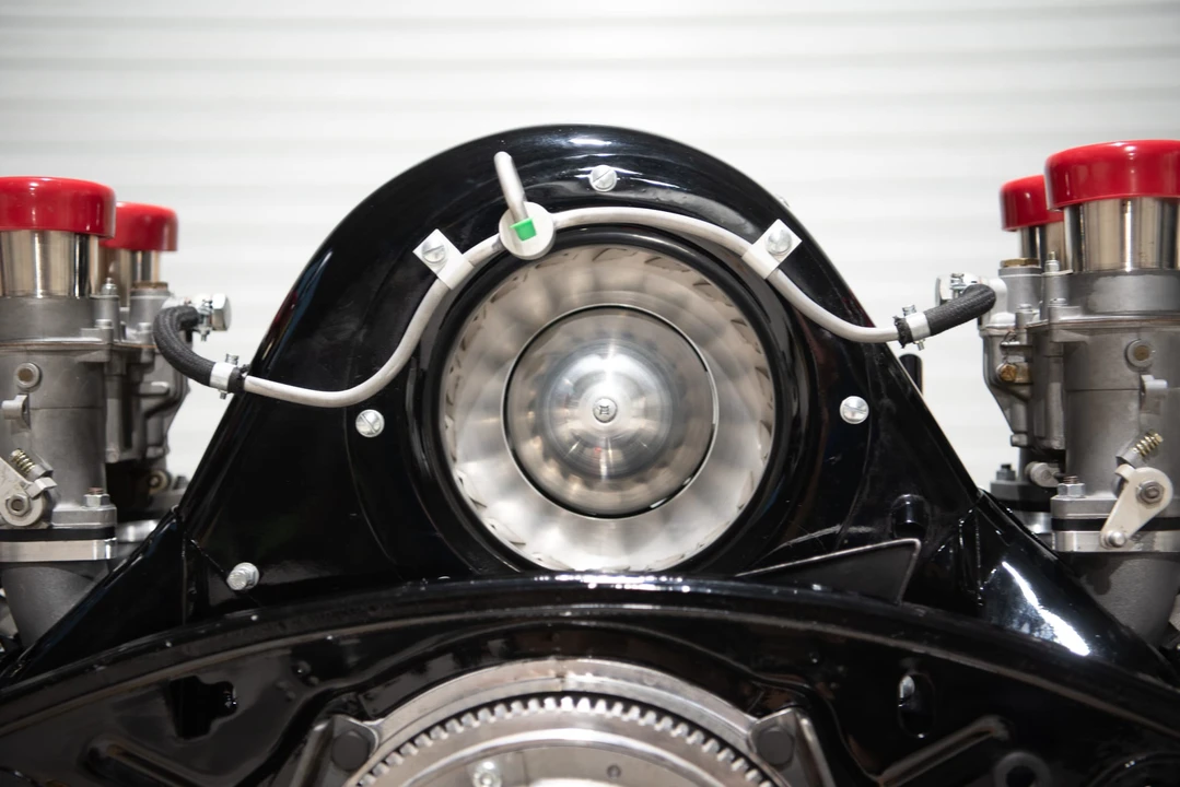 Parts & Memorabilia Engines - Image 21 of 31