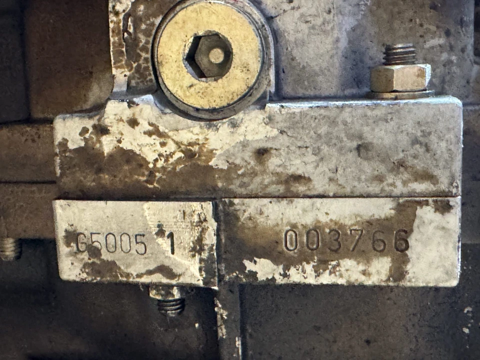 Parts & Memorabilia Gearboxes - Image 3 of 4
