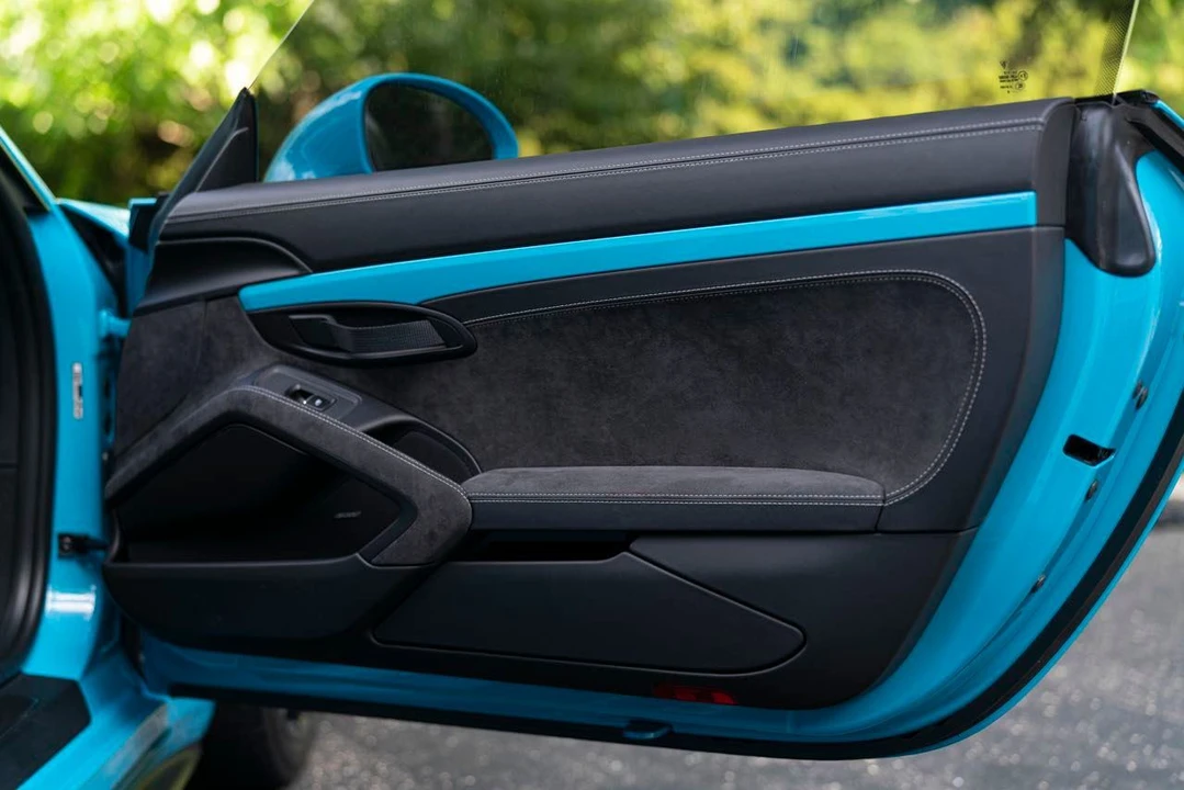 2018 Porsche 991 GT2 RS - Image 19 of 25