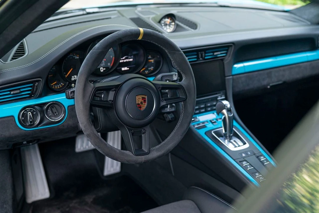 2018 Porsche 991 GT2 RS - Image 17 of 25