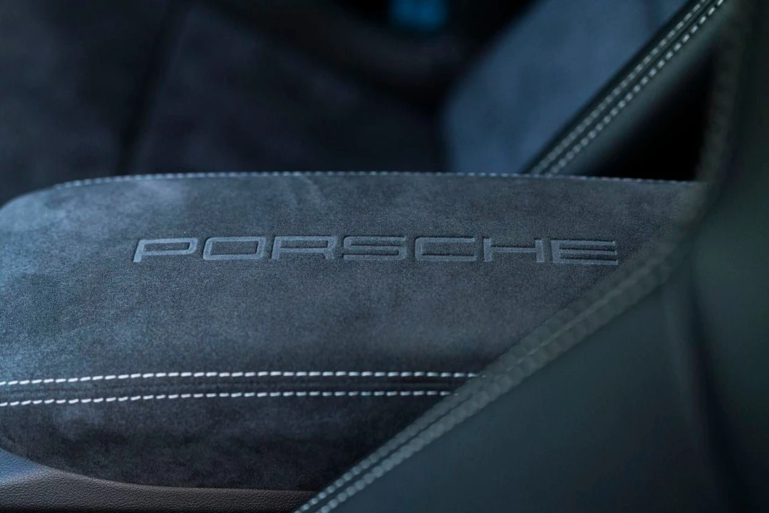 2018 Porsche 991 GT2 RS - Image 24 of 25