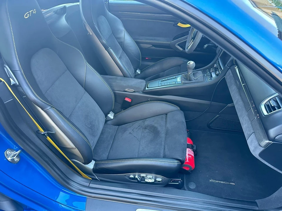 2016 Porsche 981 Cayman GT4 - Image 7 of 11