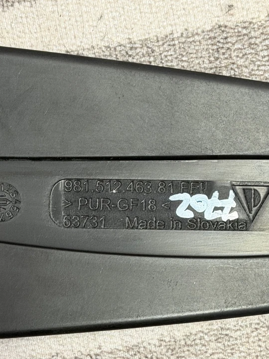 2014 Parts & Memorabilia Bodywork - Image 4 of 5
