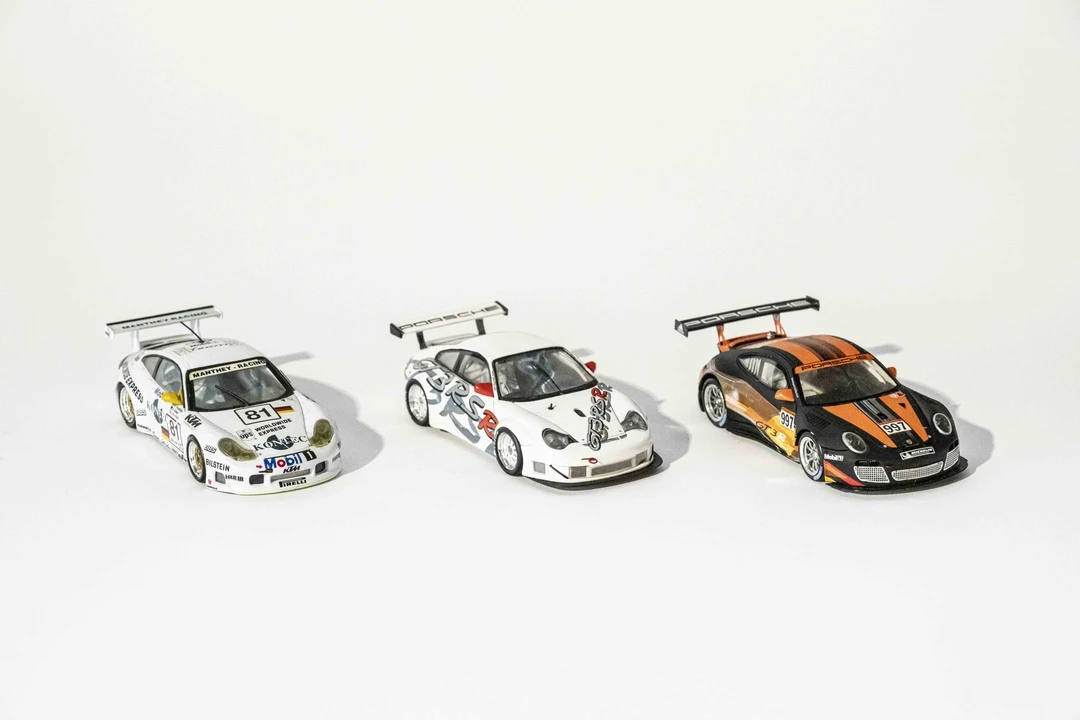 9999 Porsche - Image 4 of 31
