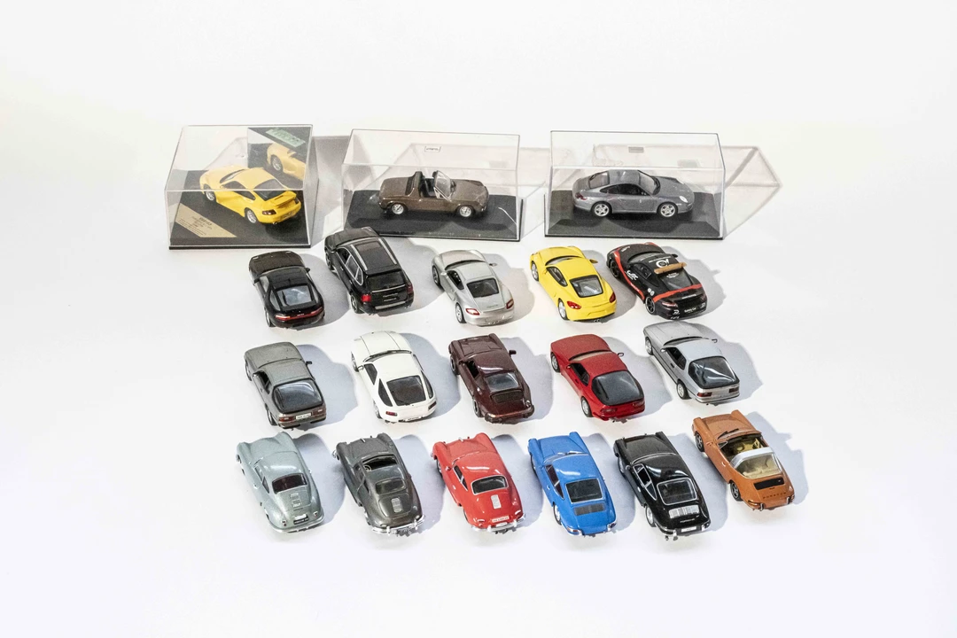 9999 Porsche - Image 26 of 31