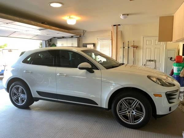 2015 Porsche Macan - Image 2 of 5