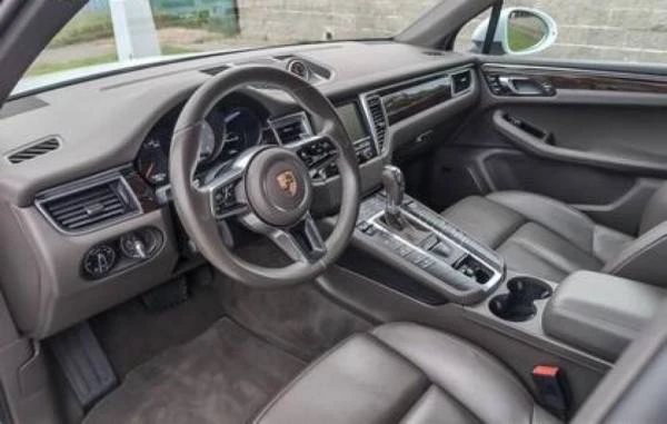 2016 Porsche Macan S - Image 8 of 12