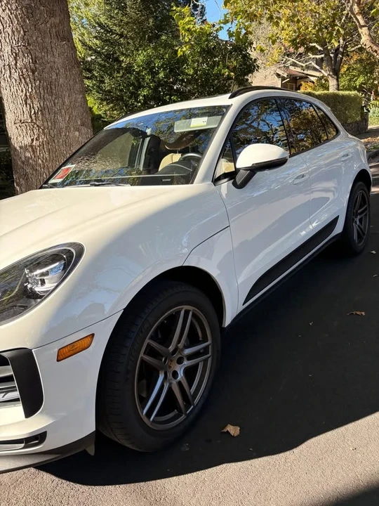 2020 Porsche Macan - Image 6 of 10