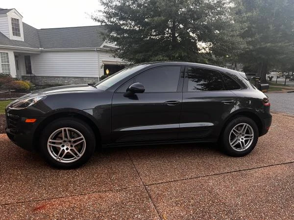 2018 Porsche Macan - Image 2 of 5