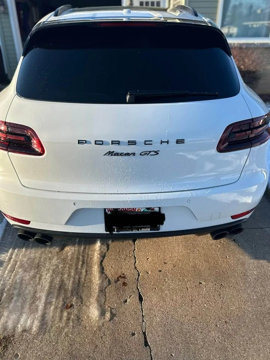 2017 Porsche Macan - Image 3 of 7