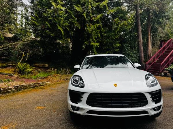 2017 Porsche Macan - Image 3 of 10