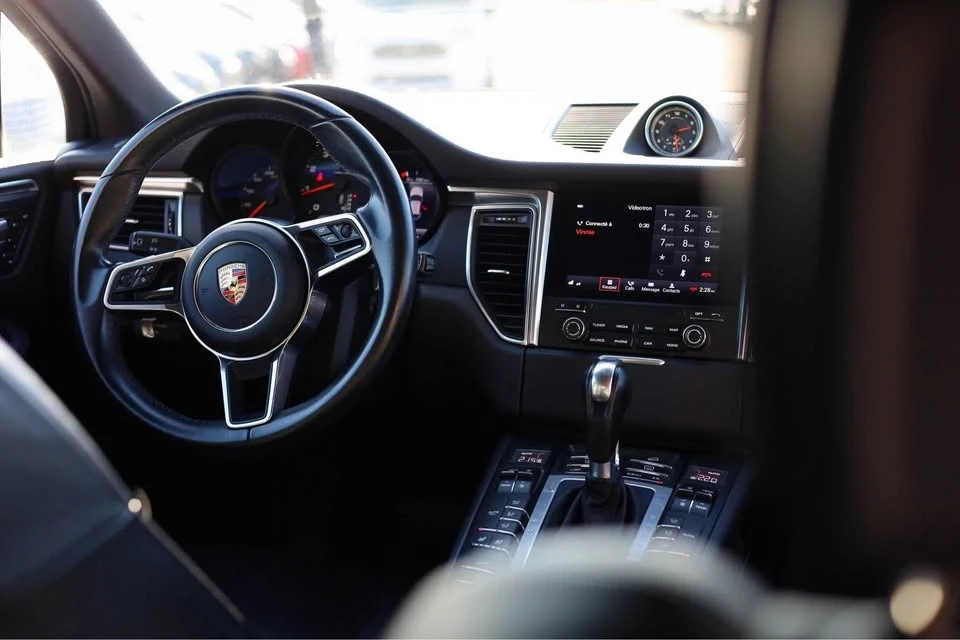 2017 Porsche Macan - Image 10 of 10