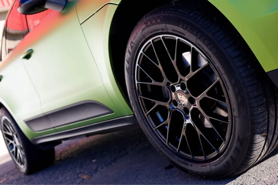 2017 Porsche Macan - Image 8 of 10